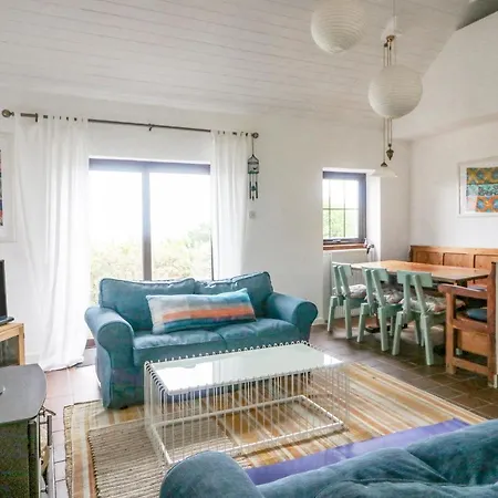 بيت للعطل The Schooner Goleen